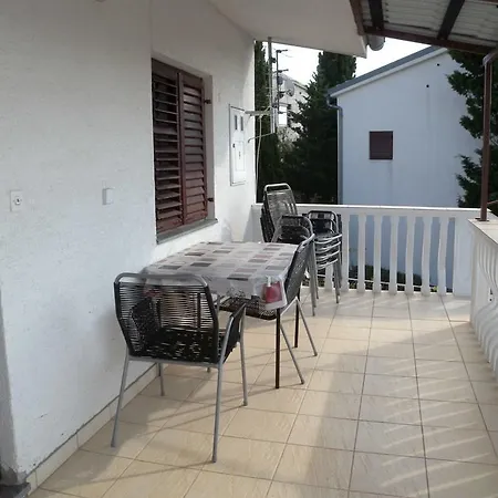 In 6793 Rovanjska