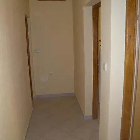 Appartamento In 6793