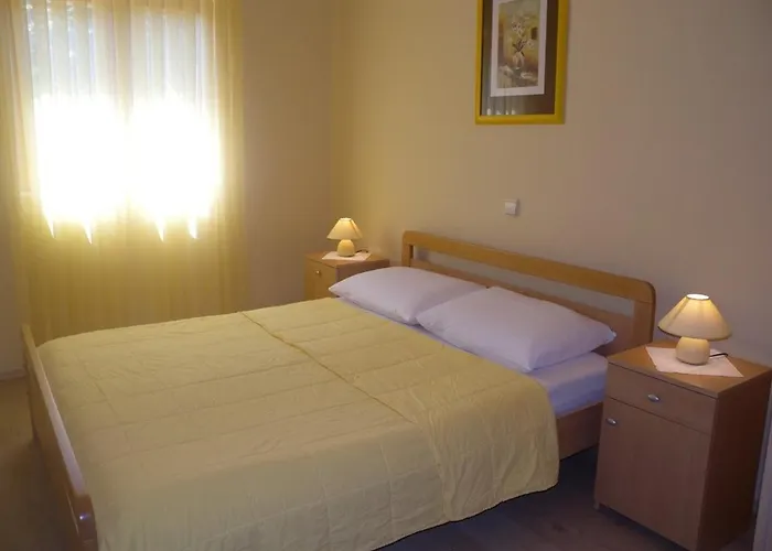 Apartment In Rovanjska 6793 *